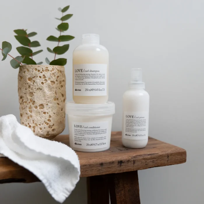 LOVE Curl Shampoo - Image 4