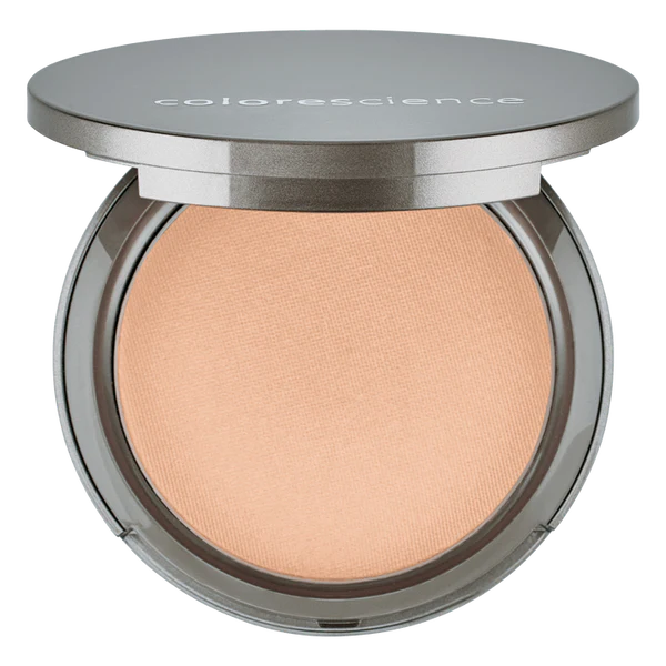 champagne-kiss-illuminator_720x_663216bf-bf37-495e-8c84-4b97488ccbed Colorescience Champagne Kiss Illuminator - Image 1