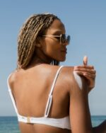 Coola Hydrating Body Lotion SPF30 - Tropical Coconut - Image 6