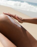 Coola Hydrating Body Lotion SPF30 - Tropical Coconut - Image 7