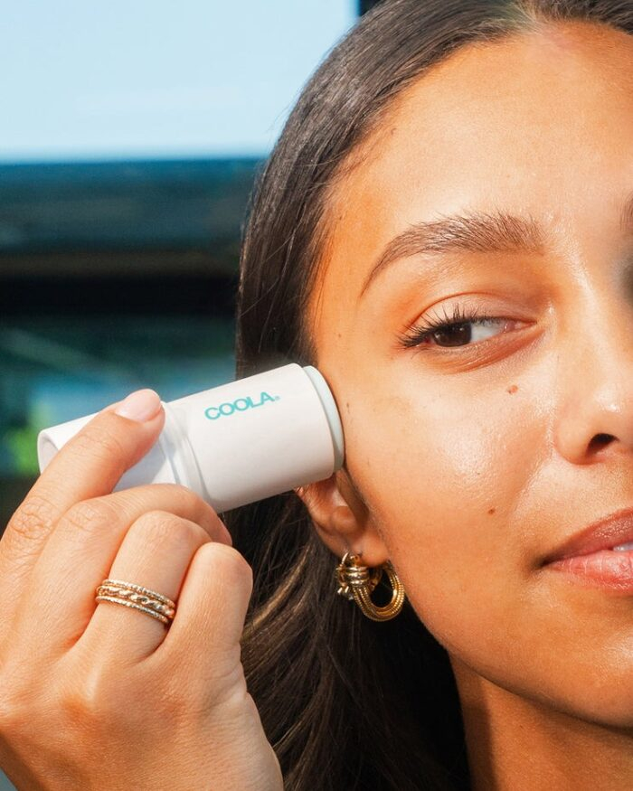 Coola Refreshing Water Stick SPF50 - Image 3