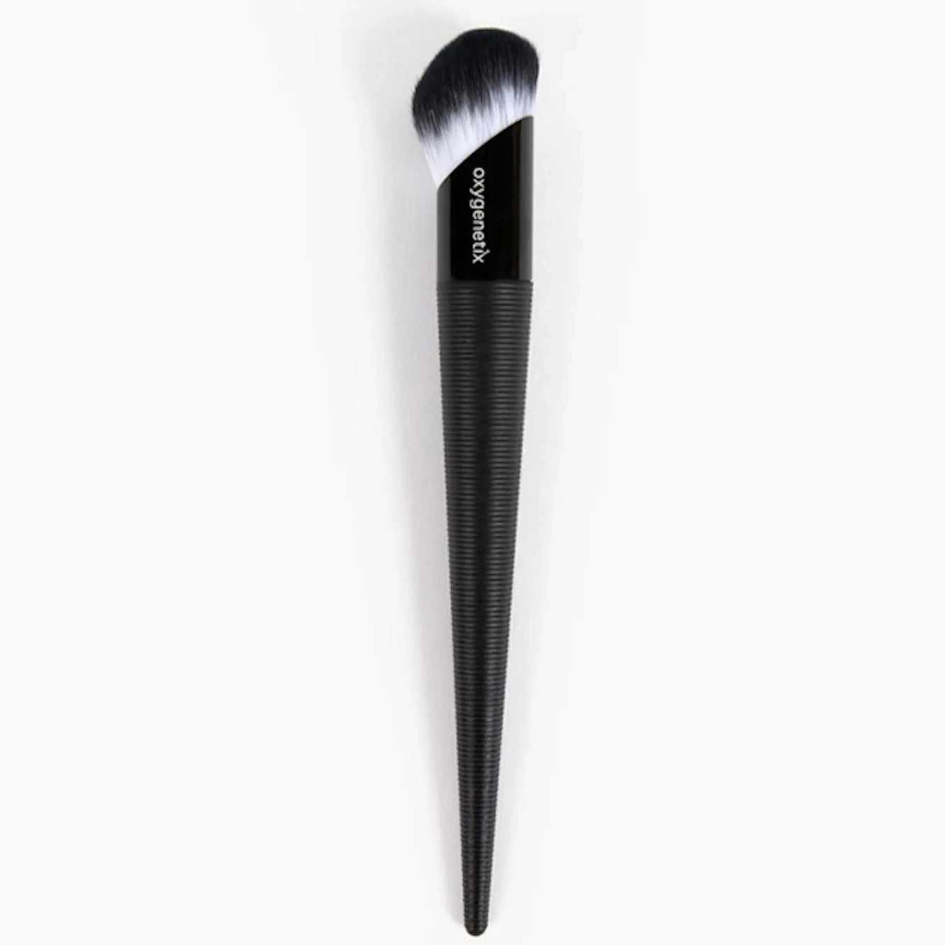 cbrushresized Oxygenetix Concealer Brush - Image 1