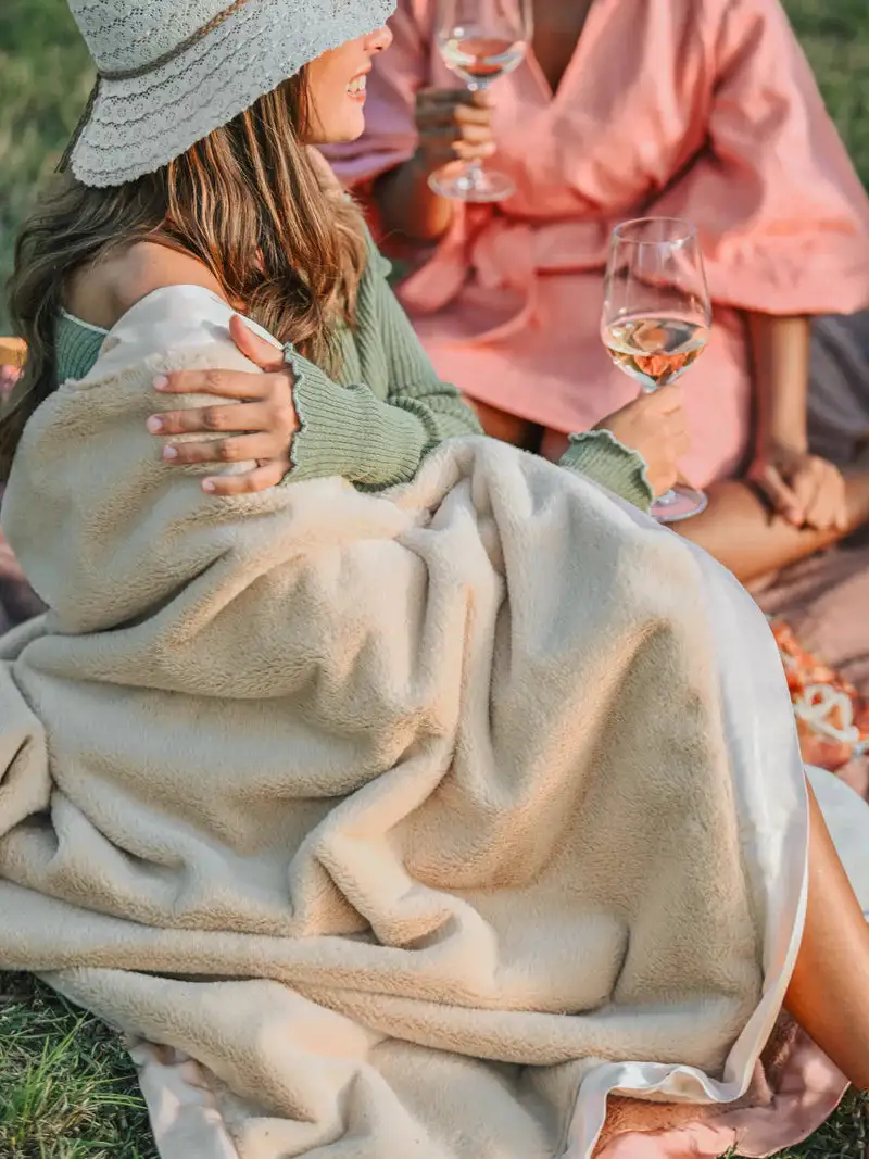 LG-ChampagneChateau-DTC-5-800x-c5671910-0375-4191-b721-ae235b6762c5-2000x Little Giraffe Luxe™ Luxury Home Throw (Solid Colors 45" x 59") - Image 1