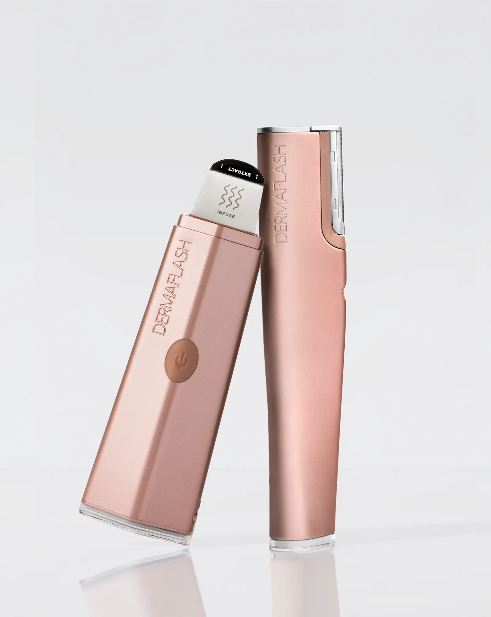 LUXE-DP-RoseGold-Serum-3x-0d79d0b1-f7e3-4e34-94c9-fe6f3516f77c-1600x DERMAFLASH Limited Edition Ultimate Sonic Skincare Set - Image 1