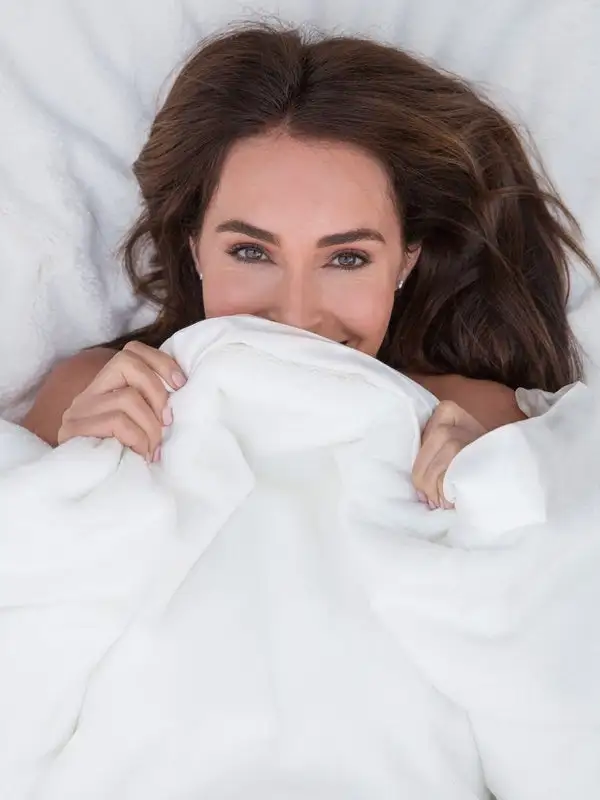 Luxe-Throw-White-1-display-2000x Little Giraffe Luxe™ Large Luxury Home Throw (59" x 88") - Image 1