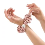 Blissy Pearl Scrunchies - Rose Gold - Image 7