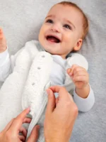 Little Giraffe Chenille Dream Sack - Image 9