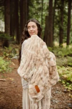 Little Giraffe Cascade Throw Blanket - Image 3