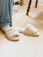 Little Giraffe Dream Slippers - Image 3