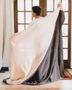 Little Giraffe Shaker Chunky Knit Blanket - Image 15